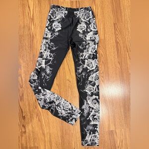 All Saints Fashion Leggings with Black and Gray Design